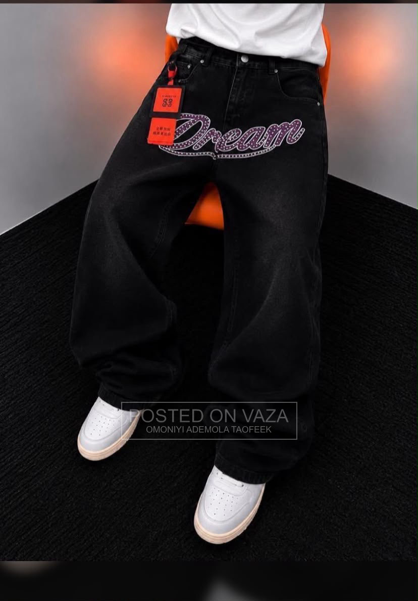 Clothes — photo 2